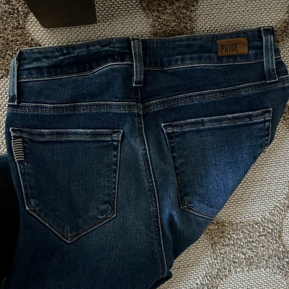 Paige hoxton crop - Picture 6 of 6